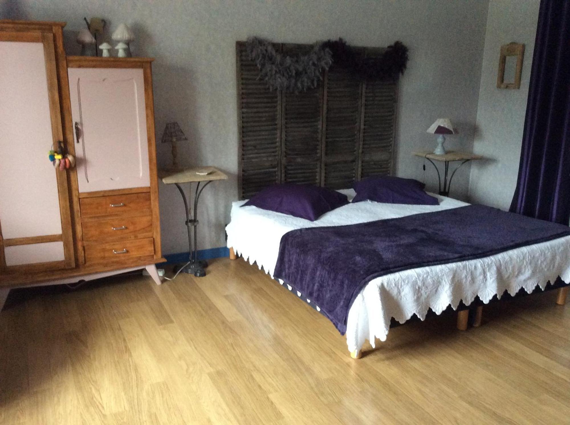 Bed and Breakfast Le Relais Du Grand Logis Civrieux Camera foto