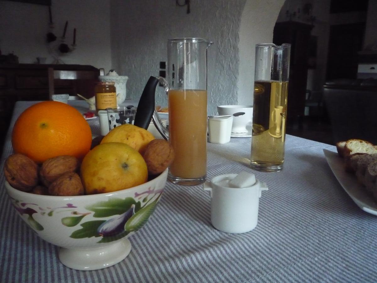 Bed and Breakfast Le Relais Du Grand Logis Civrieux Esterno foto