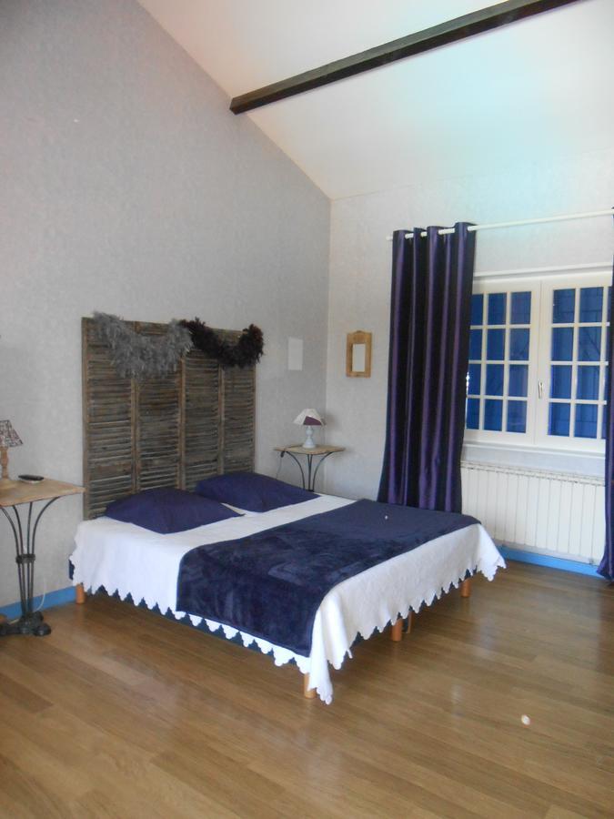 Bed and Breakfast Le Relais Du Grand Logis Civrieux Esterno foto